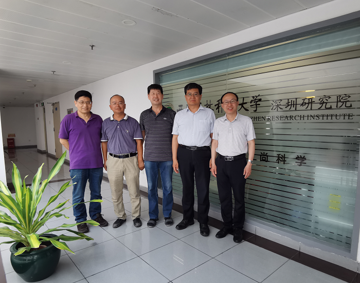一行人在杏吧探花
深圳研究院合影.png