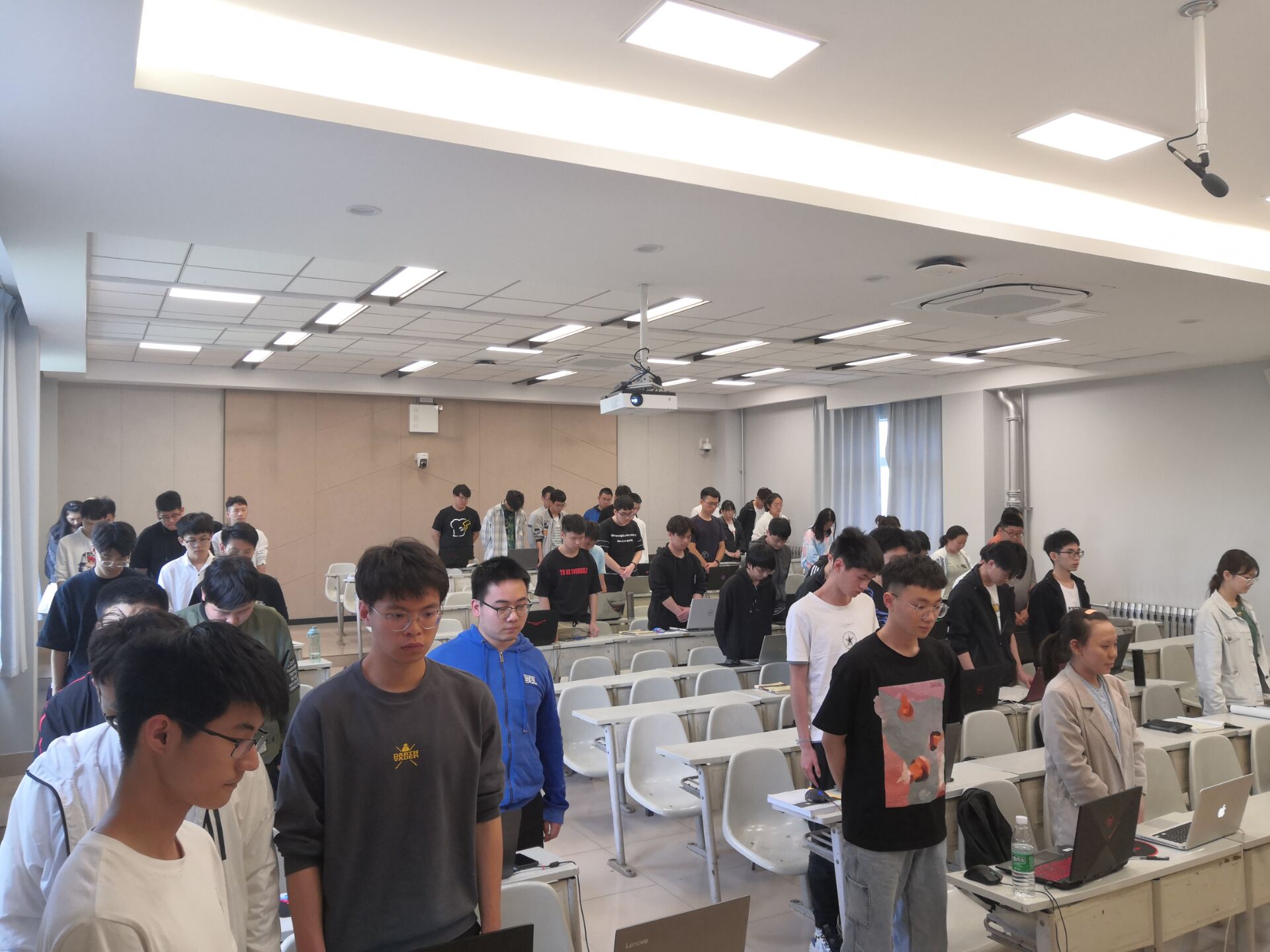 f8f866b04b1547dba8e0514e8aadcf61.jpg f8f866b04b1547dba8e0514e8aadcf61.jpg